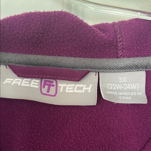 Free Tech Women's Utility Jacket in Rich Purple - Picture 2 of 3